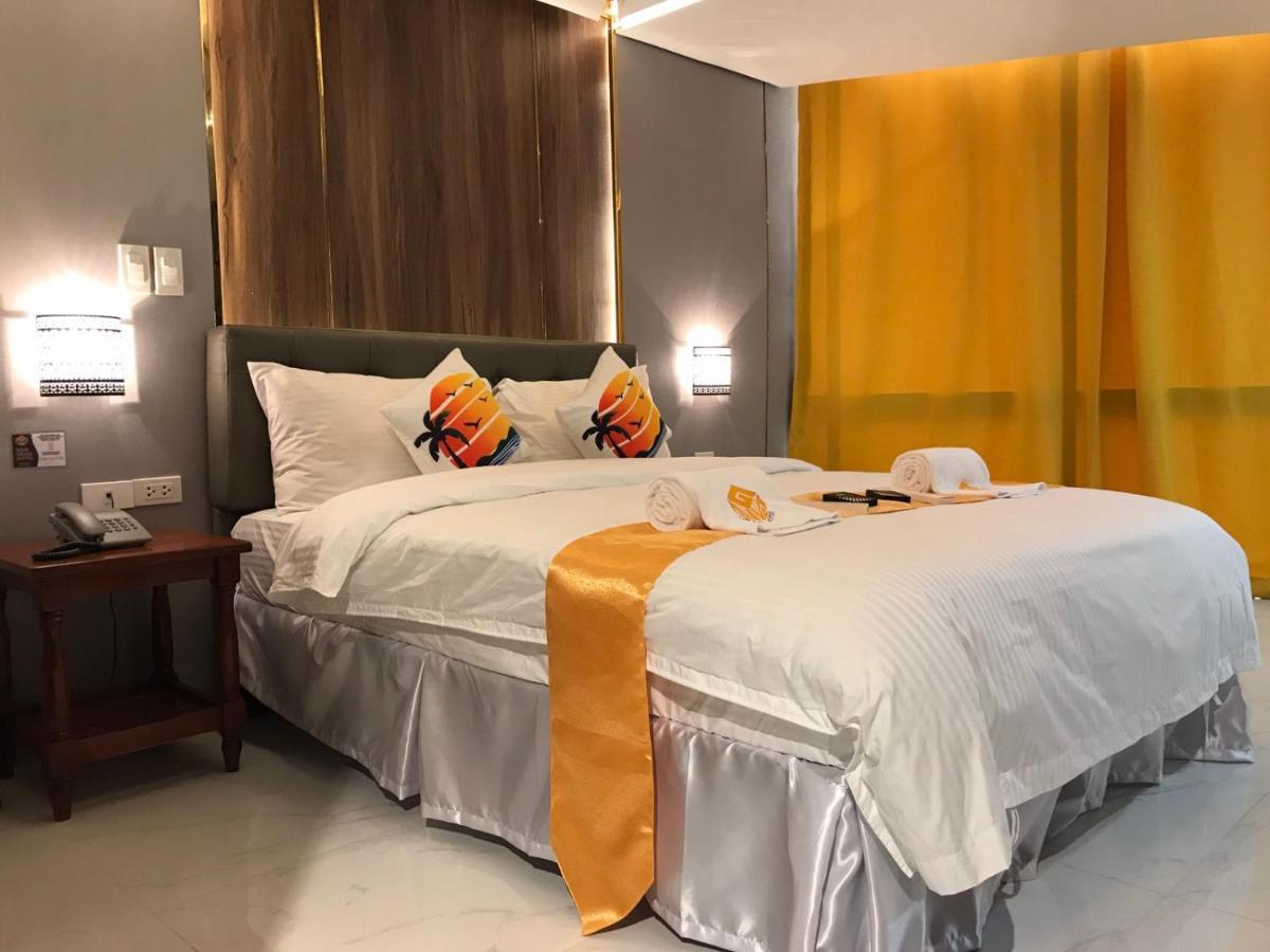 Ngn Gran Hotel Tuguegarao by Eksteriør bilde