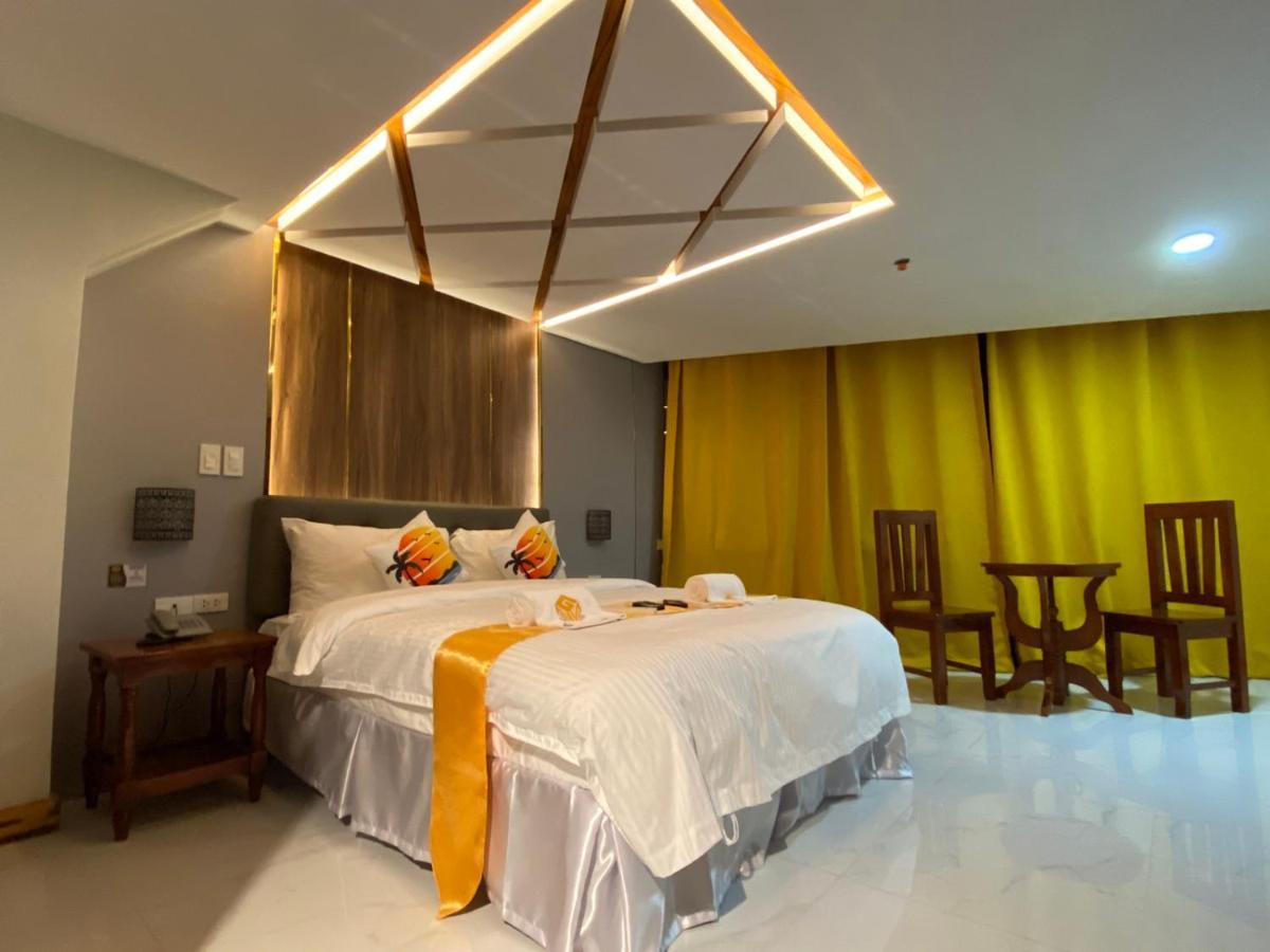 Ngn Gran Hotel Tuguegarao by Eksteriør bilde