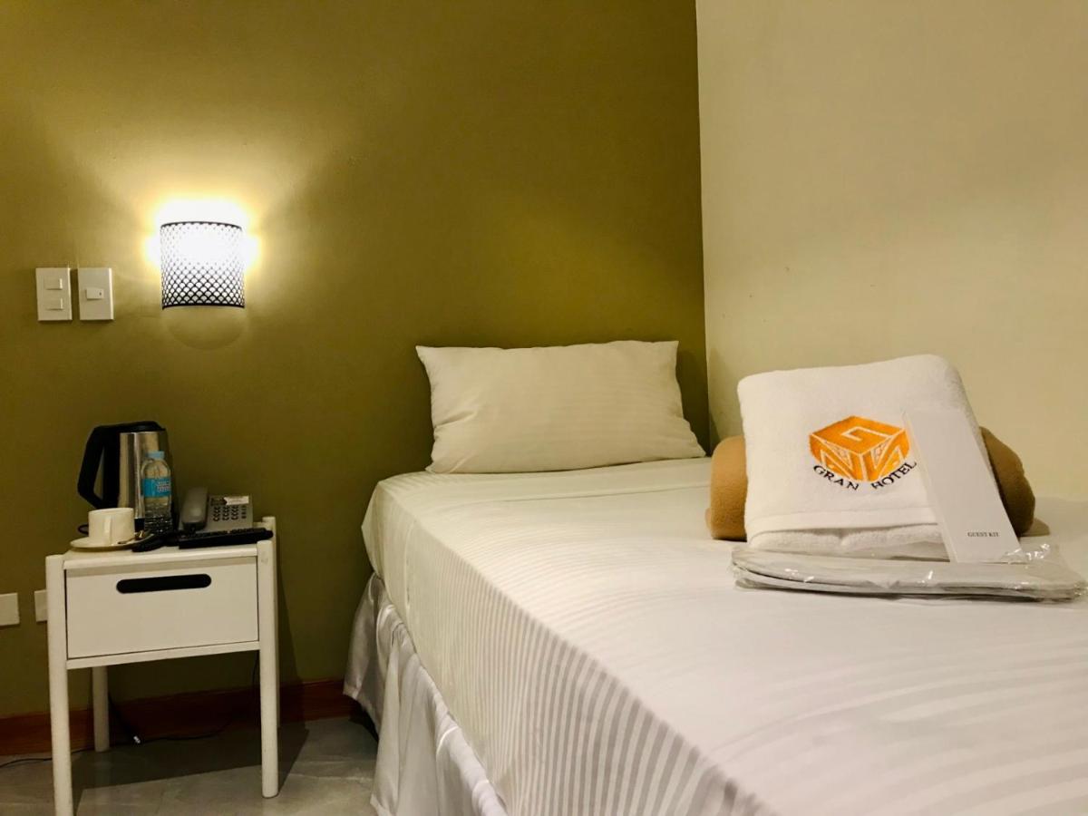 Ngn Gran Hotel Tuguegarao by Eksteriør bilde